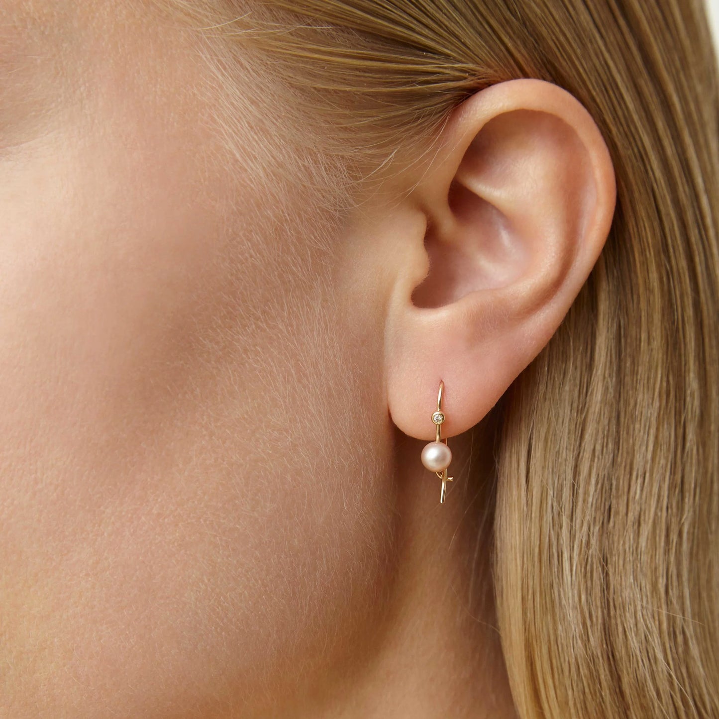 Auva Earring