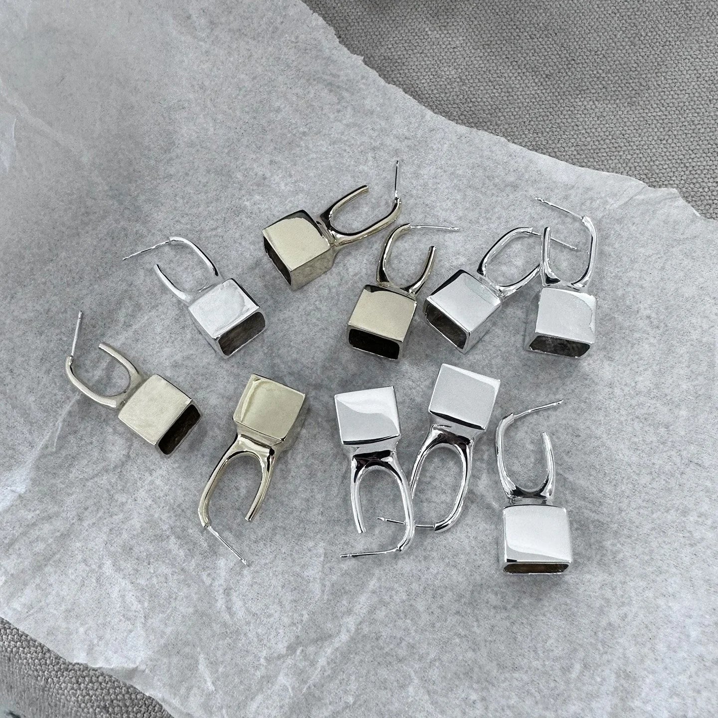 Masses Earring