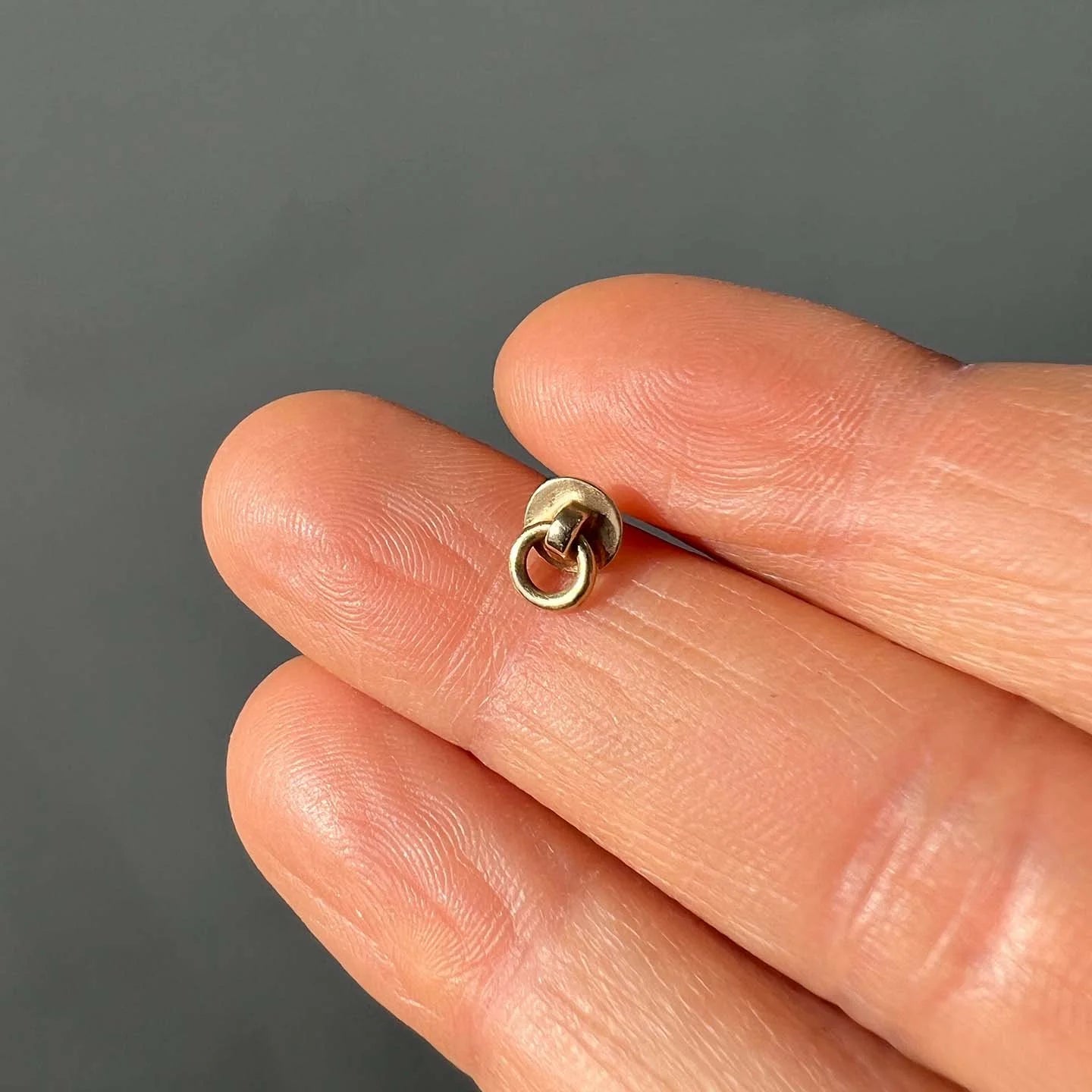 KnockKnock Earring