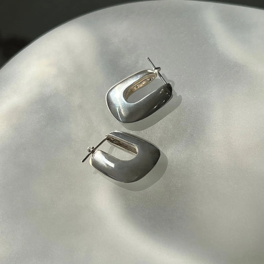 Larson Earring