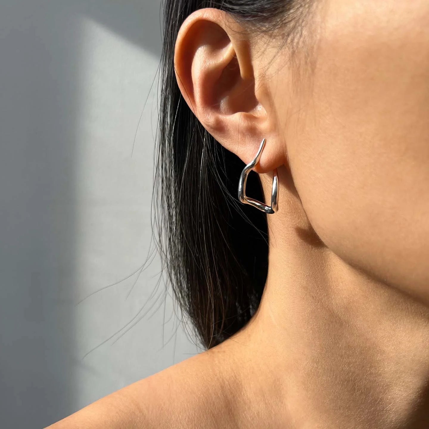 Sai Hoop Earrings