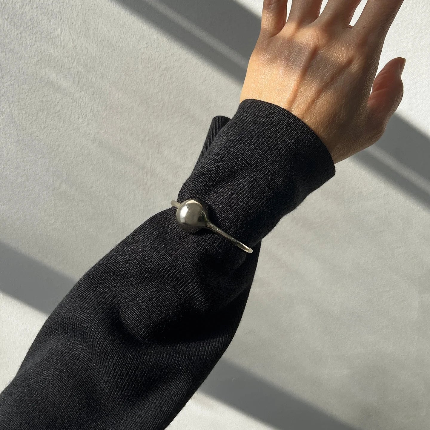 Single Opis Cuff
