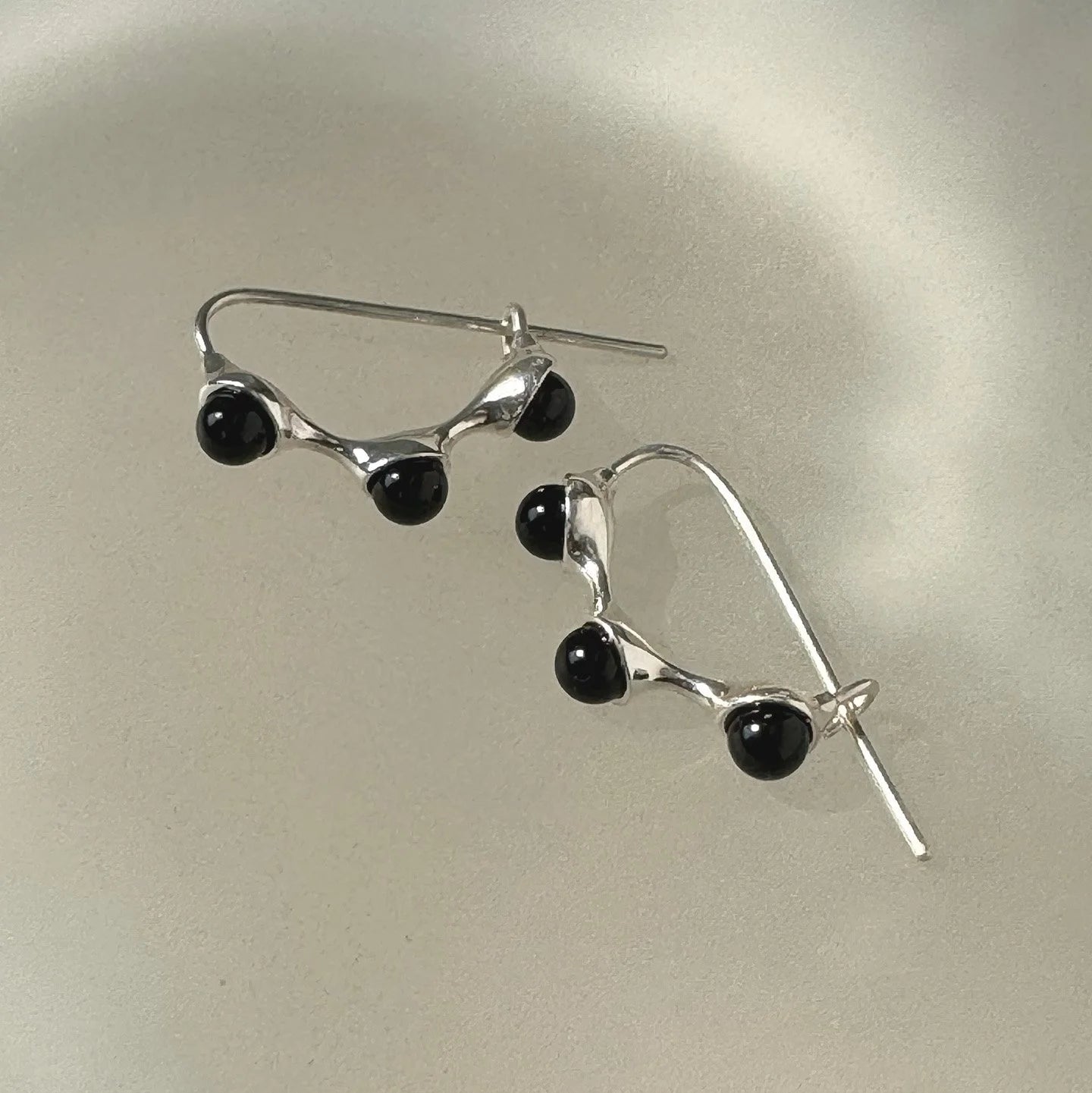 Syan Hoop Earring