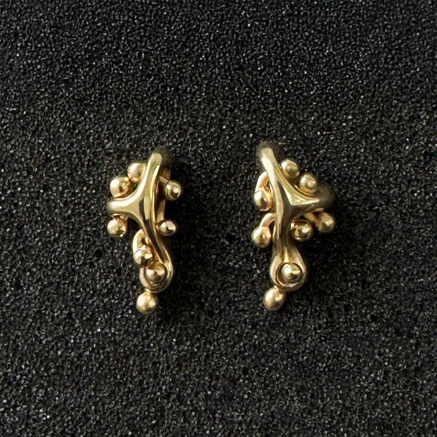 Lai Earring-Bump Cluster