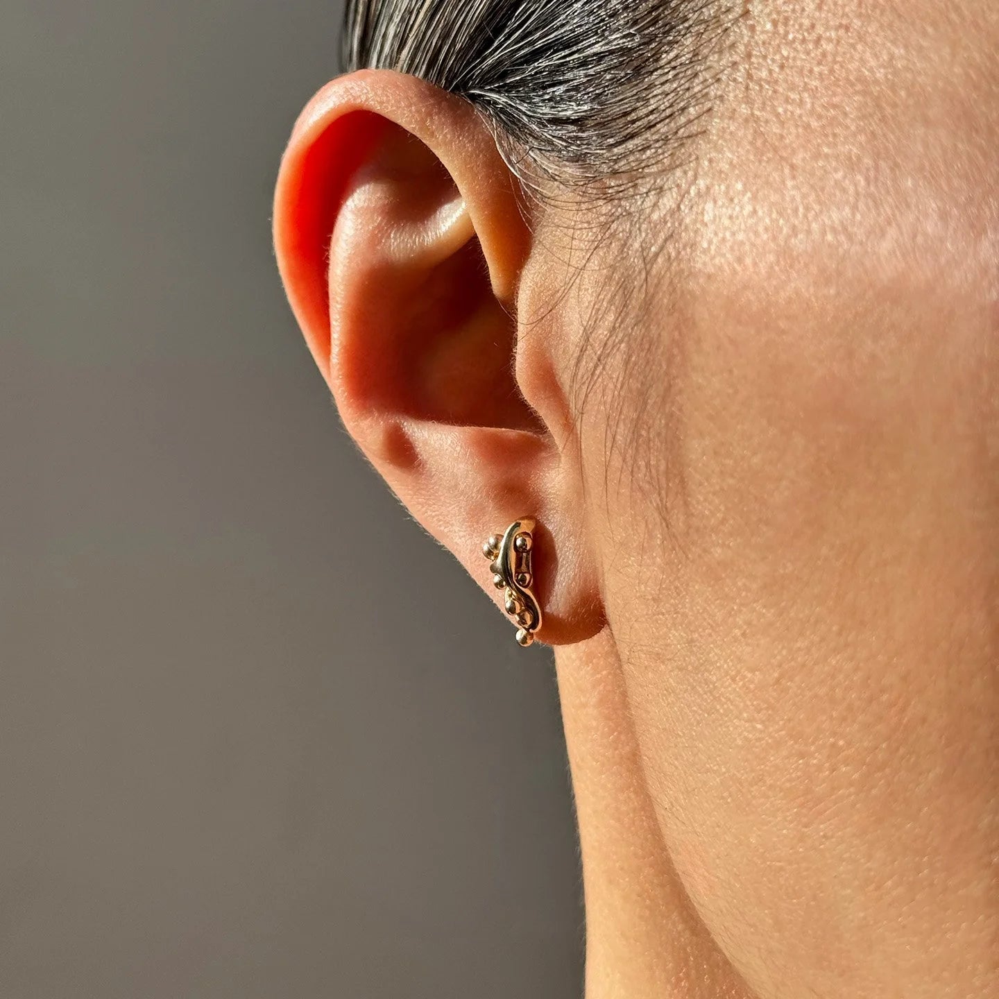 Lai Earring-Bump Cluster