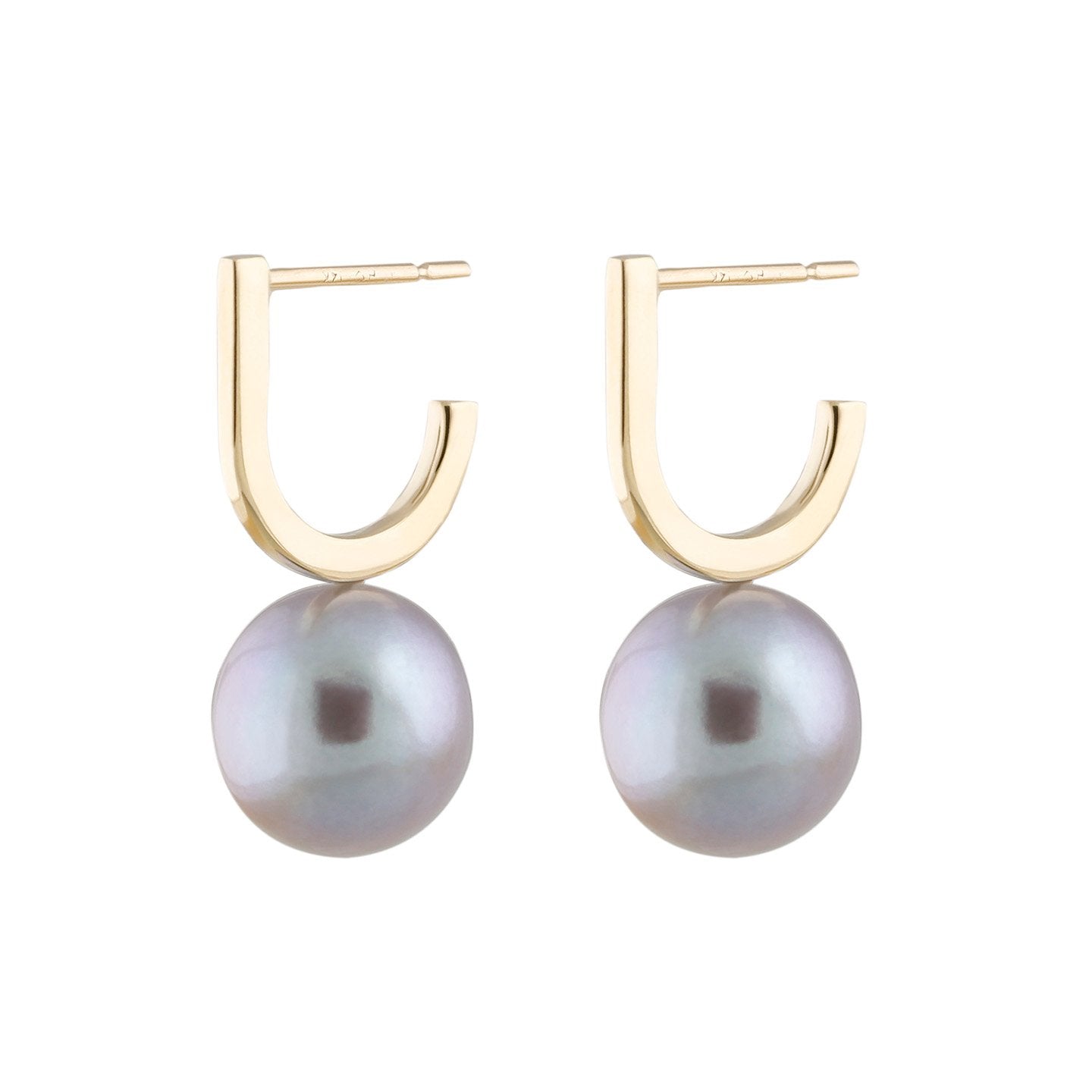 Epona Pearl Earring