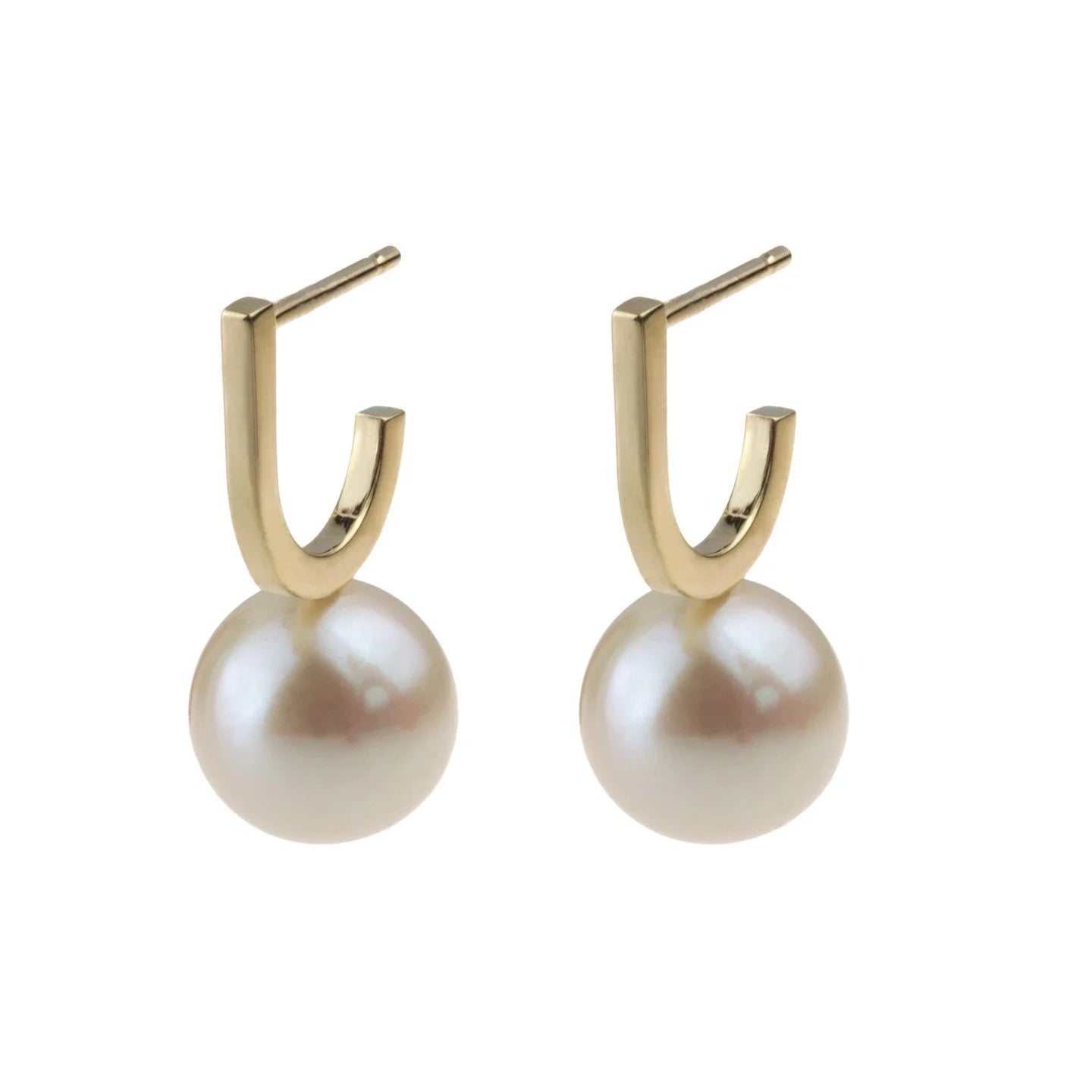 Epona Pearl Earring