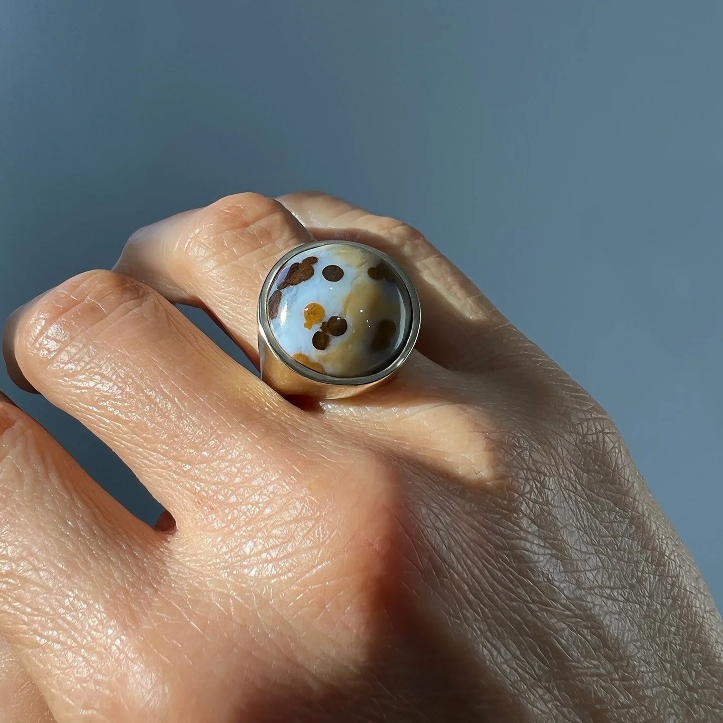 Mona Ring