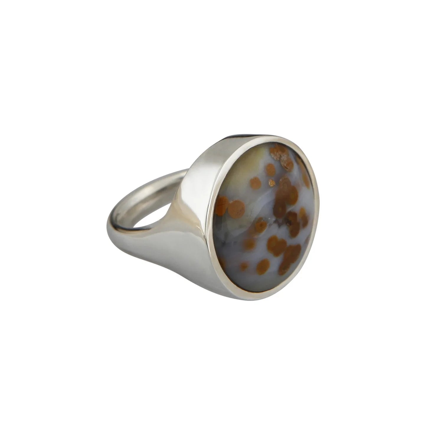 Mona Ring